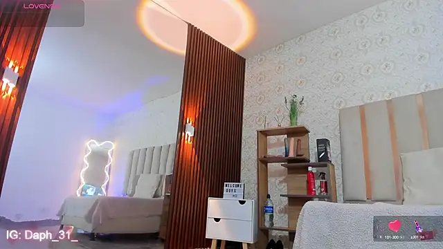 Daphnne tay online show from 20, 9, 2025