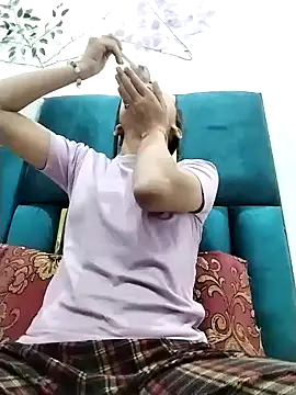 Snapshot of Aleena_Rai chatting on 3, 12, 2024 Aleena Rai online show from 3, 12, 2024