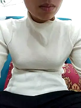 Snapshot of Aleena_Rai chatting on 5, 12, 2024 Aleena Rai online show from 5, 12, 2024