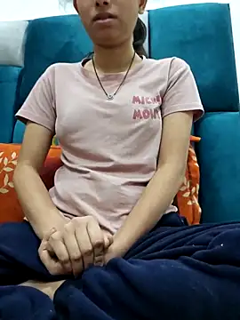 Snapshot of Aleena_Rai chatting on 16, 2, 2025 Aleena Rai online show from 16, 2, 2025