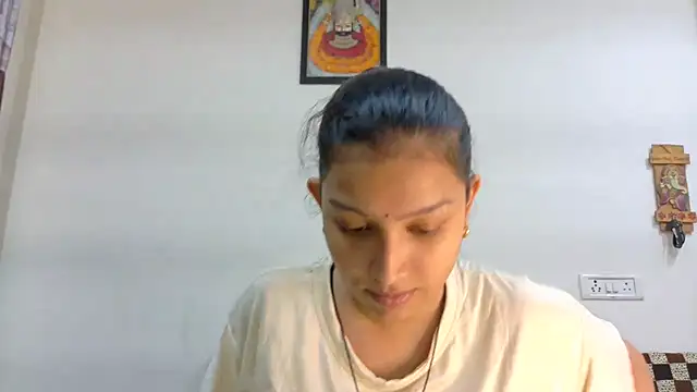 Snapshot of Aleena_Rai chatting on 3, 10, 2025 Aleena Rai online show from 3, 10, 2025