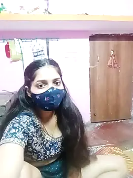 Cute-Simmi online show from 10, 12, 2024