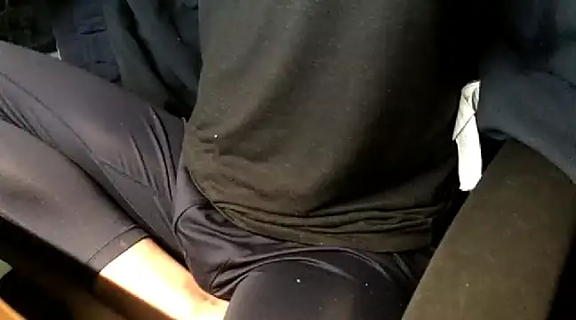 Snapshot of Ryan67533 chatting on 4, 1, 2025 Ryan67533 online show from 4, 1, 2025