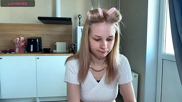 lisa barbie online show from 13, 5, 2026