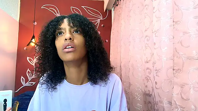 Zia Green online show from 28, 1, 2025