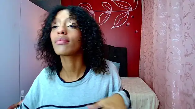 Zia Green online show from 24, 2, 2025