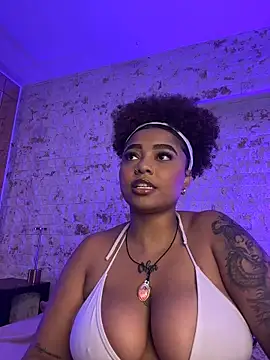 Snapshot of pamela_west chatting on 5, 6, 2026 pamela west online show from 5, 6, 2026