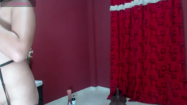 KarinaSimonz online show from 8, 1, 2025