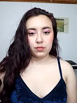 Emi chik online show from 31, 1, 2025