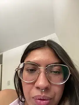 Argentiiniita online show from 12, 1, 2025