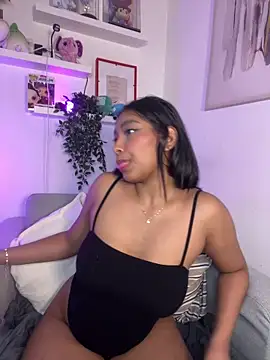 Isabella fasilier online show from 3, 2, 2026