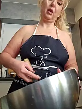 Snapshot of MariaRichi_ chatting on 27, 2, 2025 MariaRichi online show from 27, 2, 2025