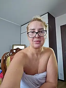 Snapshot of MariaRichi_ chatting on 16, 3, 2025 MariaRichi online show from 16, 3, 2025