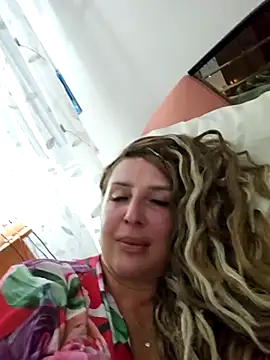 Snapshot of MariaRichi_ chatting on 17, 9, 2025 MariaRichi online show from 17, 9, 2025