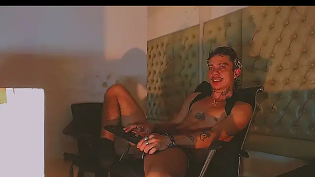 HannibalLester online show from 23, 2, 2025