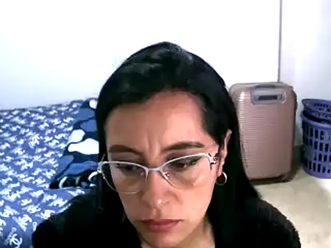 hailey85 online show from 4, 1, 2025