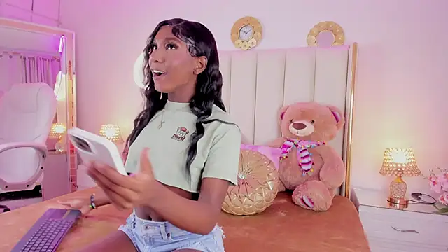 evangelin ts online show from 10, 10, 2025