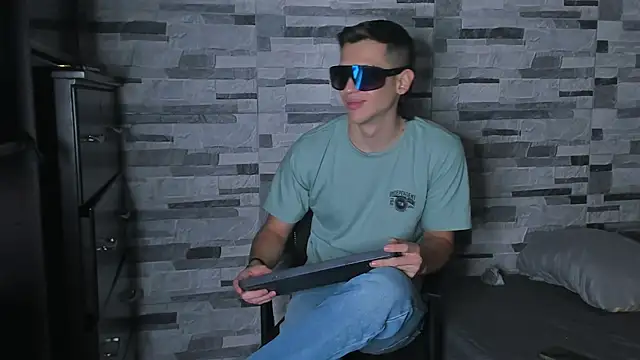 Dimitri higth420 online show from 7, 1, 2026