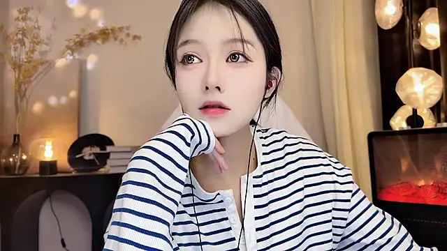 xiaodaibabyy online show from 26, 2, 2025