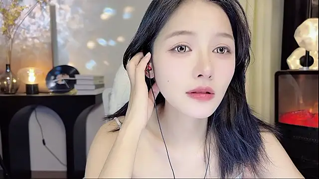 xiaodaibabyy online show from 4, 3, 2025