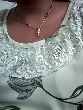 lovelyruhi online show from 4, 12, 2024