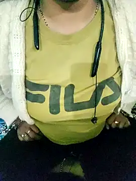 lovelyruhi online show from 5, 1, 2025