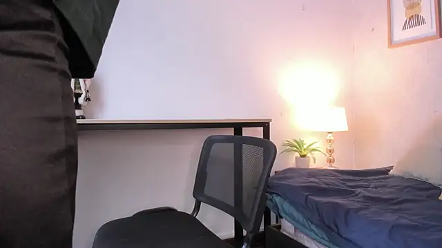 Caroline dh online show from 15, 1, 2026