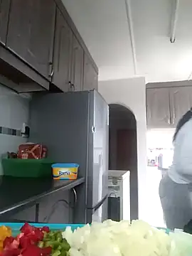 Feathergal69  online show from 12, 9, 2025