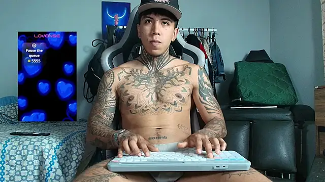 Nickhot0609 online show from 20, 3, 2026