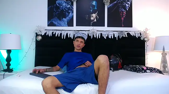 Snapshot of Edward_Milleer chatting on 9, 12, 2024 Edward Milleer online show from 9, 12, 2024