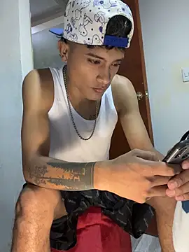 Snapshot of Edward_Milleer chatting on 27, 12, 2024 Edward Milleer online show from 27, 12, 2024