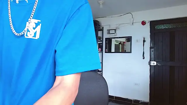 Snapshot of Edward_Milleer chatting on 29, 9, 2025 Edward Milleer online show from 29, 9, 2025