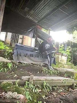 Jestebanano online show from 21, 4, 2026