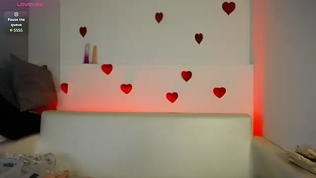 Melodi Roux online show from 2, 3, 2026