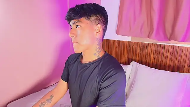 kiing azahell online show from 28, 3, 2026