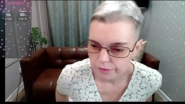 Cutie Erikaa1 online show from 8, 11, 2025