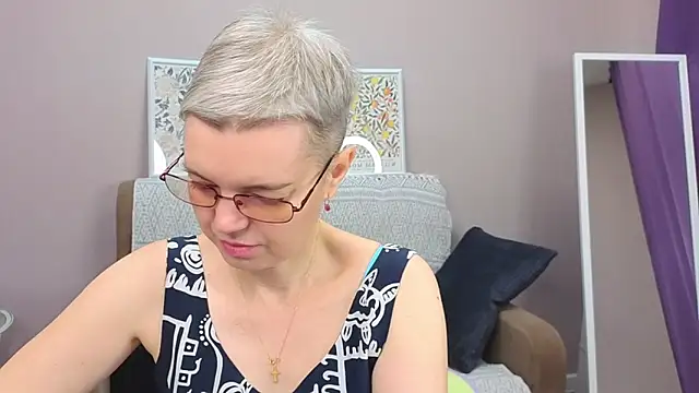 Cutie Erikaa1 online show from 30, 11, 2025