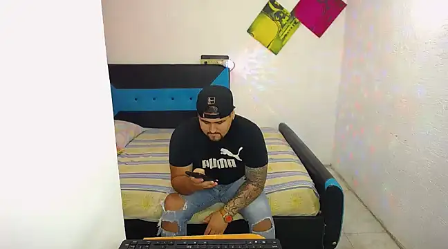 Snapshot of pitbullveryhot chatting on 18, 3, 2025 pitbullveryhot online show from 18, 3, 2025