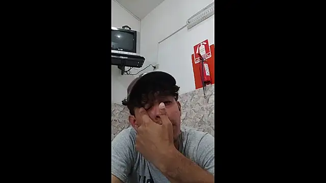 luisfer 306 online show from 18, 2, 2025