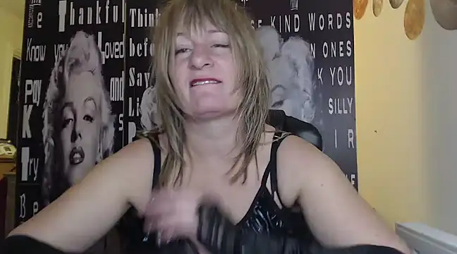 BettyDavisX online show from 7, 12, 2024