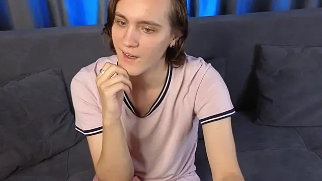 nikompell online show from 24, 9, 2025