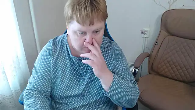 Snapshot of Limonka-Fire chatting on 12, 5, 2026 Limonka-Fire online show from 12, 5, 2026