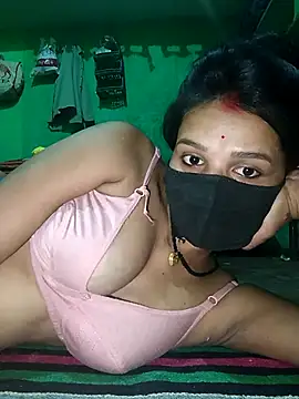 Hoty girl 143 online show from 2, 4, 2026