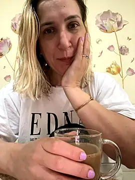 Bia sexynovaes online show from 27, 10, 2025