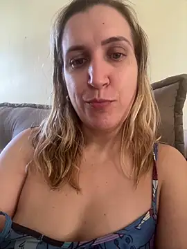 Snapshot of Bia_sexynovaes chatting on 27, 5, 2026 Bia sexynovaes online show from 27, 5, 2026