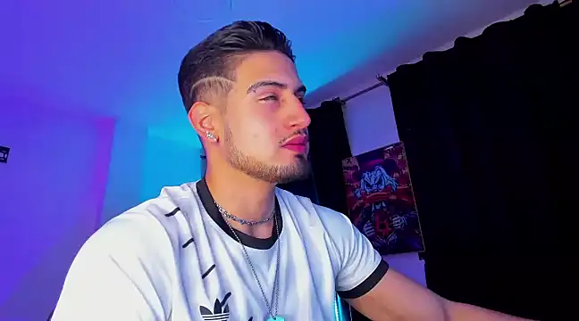 Giomar Reyes online show from 7, 1, 2025