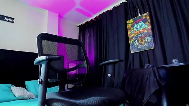 Giomar Reyes online show from 22, 4, 2026