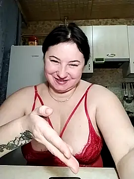 Holly-69 online show from 18, 2, 2025