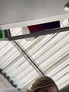 imlindapink online show from 16, 4, 2026