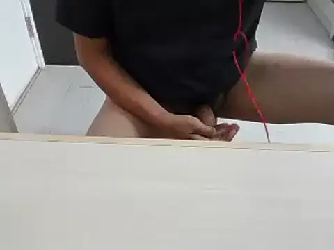 Snapshot of XiaoGuoGuo284512 chatting on 21, 12, 2024 XiaoGuoGuo284512 online show from 21, 12, 2024